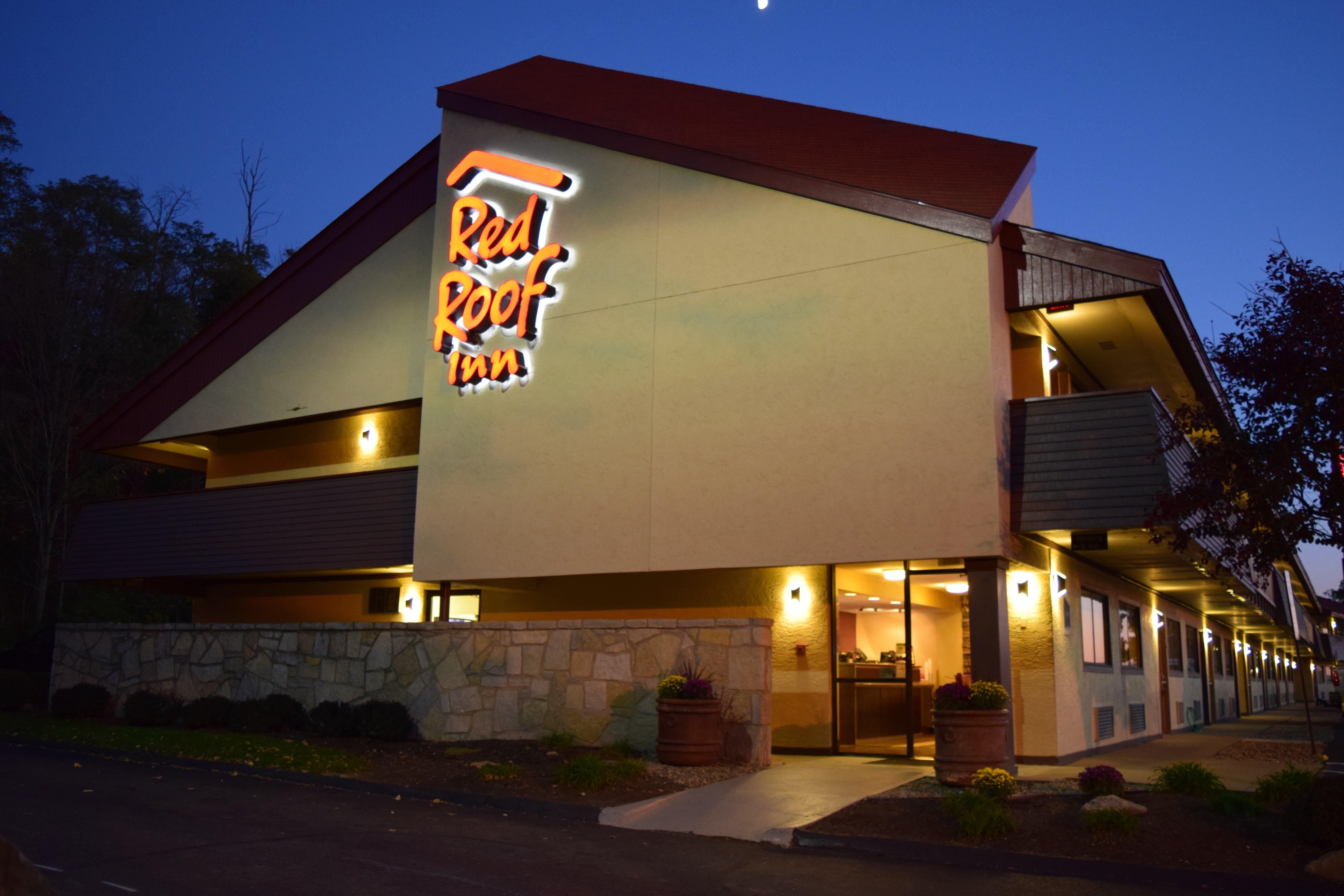 Red Roof Inn St Clairsville - Wheeling West St. Clairsville Екстер'єр фото