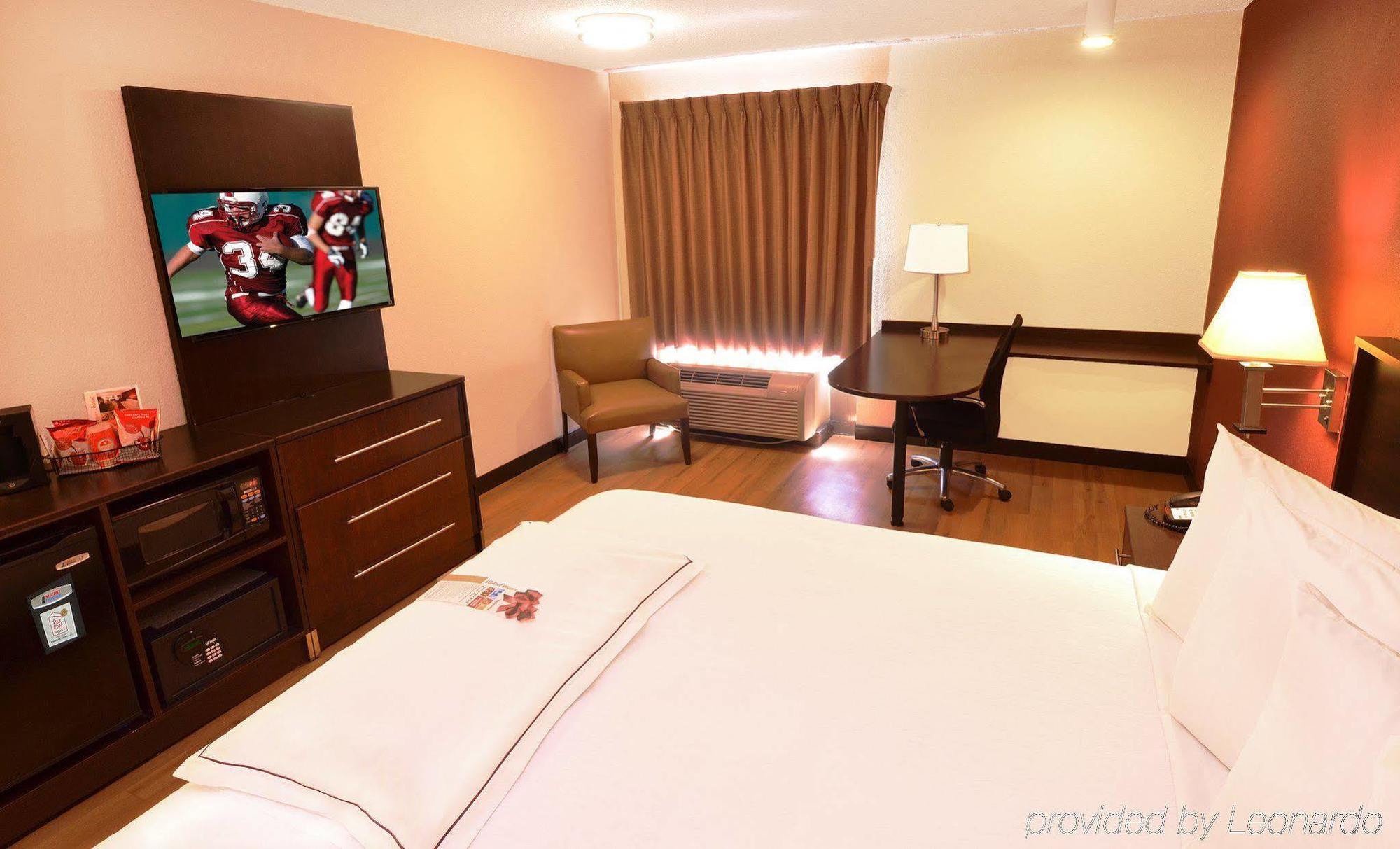 Red Roof Inn St Clairsville - Wheeling West St. Clairsville Екстер'єр фото
